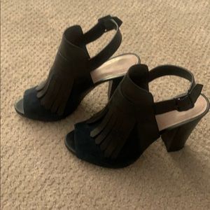 Pour la Victoire 8.5 Navy and Black Platform Shoe